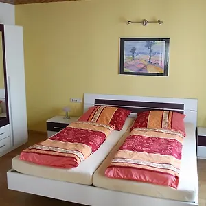 Neuber Apartment
